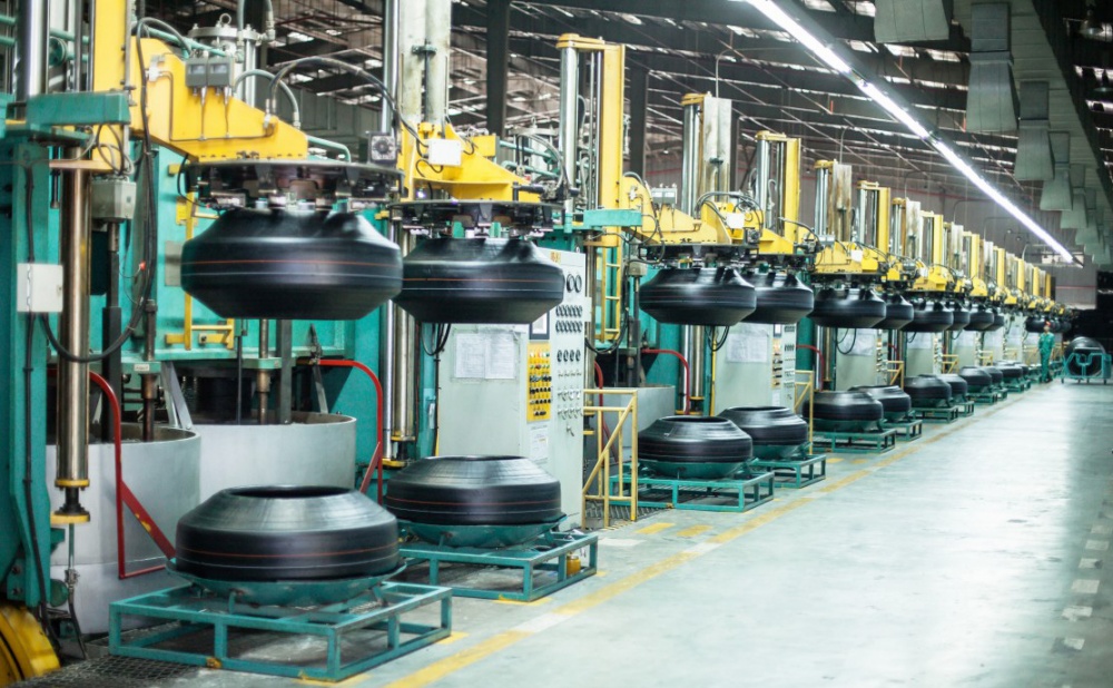 xây dựng Đà Nẵng trở thành một trong những trung tâm công nghiệp công nghệ cao, công nghiệp hỗ trợ của cả nước