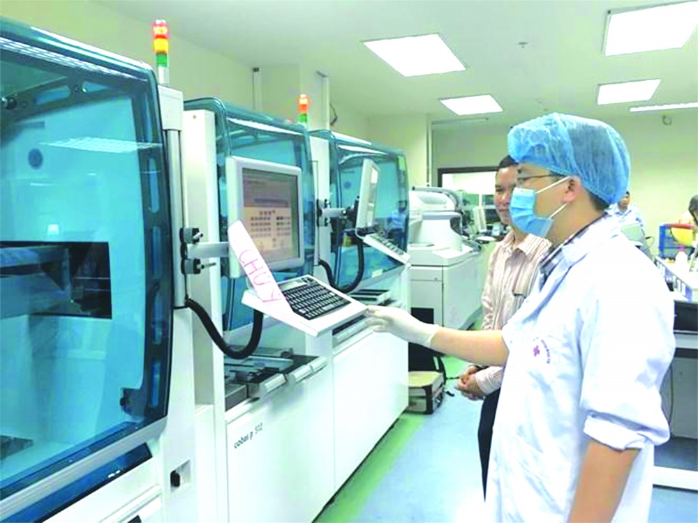 Thuốc, hóa chất, vật tư xét nghiệm, thiết bị y tế có tác động trực tiếp đến sức khỏe của con người nên yêu cầu chất lượng kỹ thuật phải cao hơn Thuốc, hóa chất, vật tư xét nghiệm, thiết bị y tế có tác động trực tiếp đến sức khỏe của con người nên yêu cầu chất lượng kỹ thuật phải cao hơn