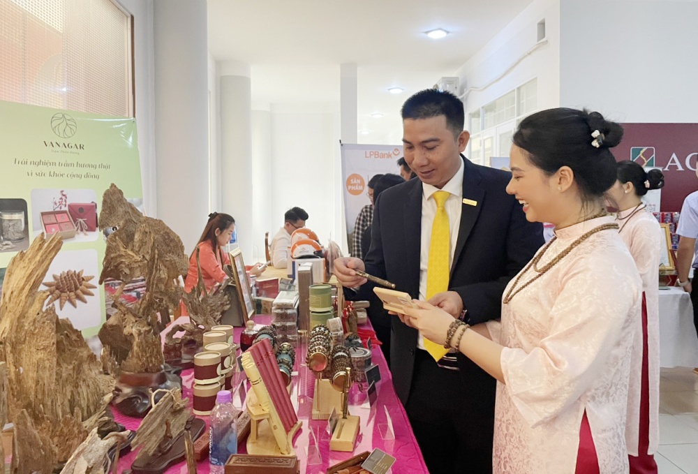 Khánh Hòa: Tạo điều kiện thuận lợi để người dân, doanh nghiệp tiếp cận vốn ngân hàng