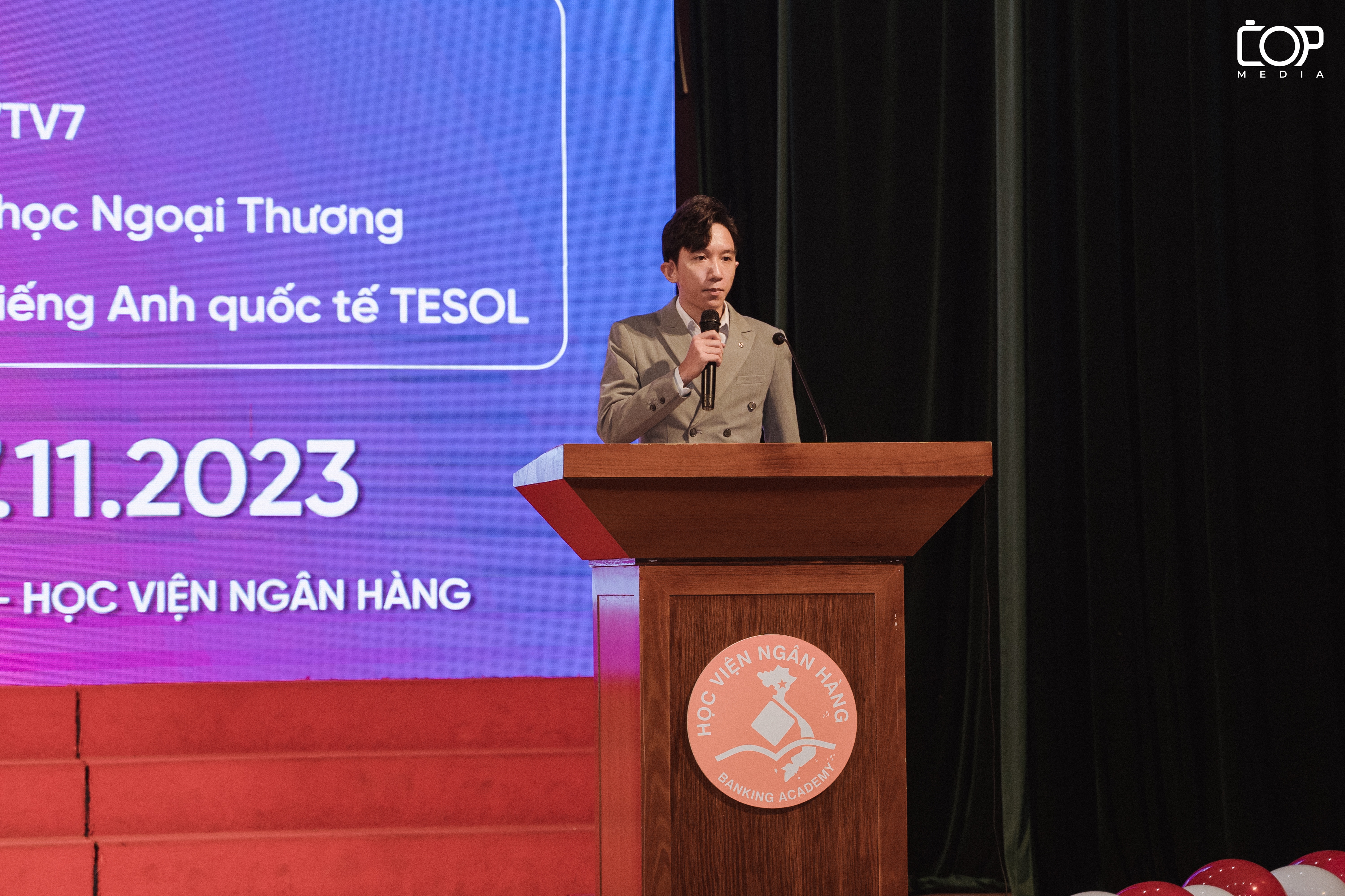 Chú trọng nâng cao năng lực ngoại ngữ cho sinh viên