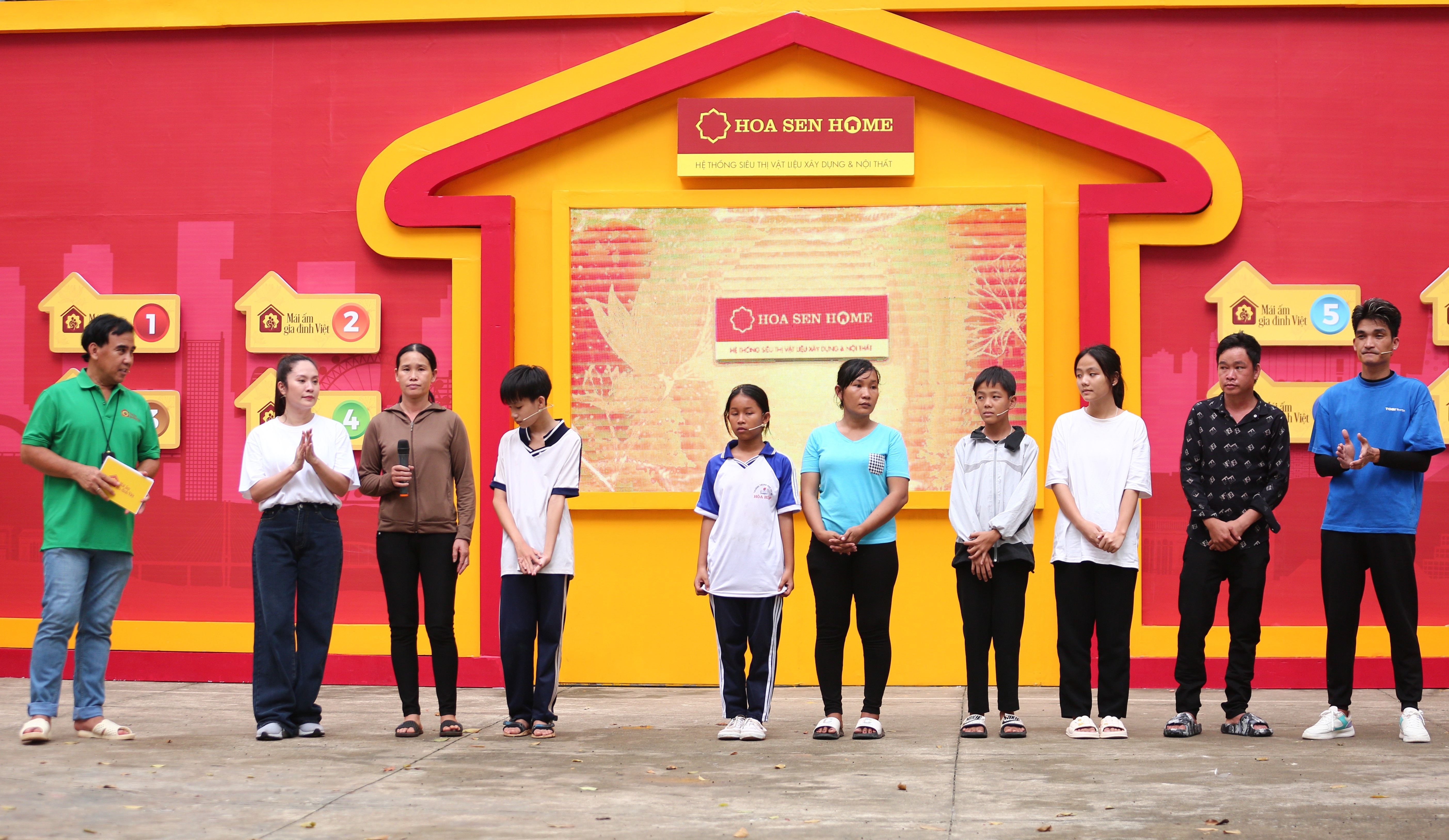 Hai khách mời và ba hoàn cảnh nhân vật đến với Mái ấm gia đình Việt – Tập 58