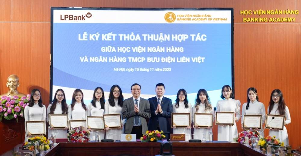 LPBank và Học viện Ngân hàng ký kết thỏa thuận hợp tác toàn diện