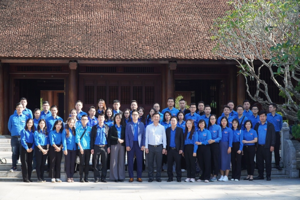 Hành trình ý nghĩa tại quê Bác của Đoàn Thanh niên Ngân hàng Trung ương Hành trình ý nghĩa tại quê Bác của Đoàn Thanh niên Ngân hàng Trung ương