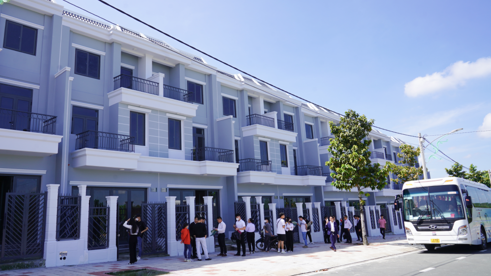 Nhiều nhà đầu tư ráo riết tìm mua bất động sản thời điểm cuối năm 2023 Nhiều nhà đầu tư ráo riết tìm mua bất động sản thời điểm cuối năm 2023