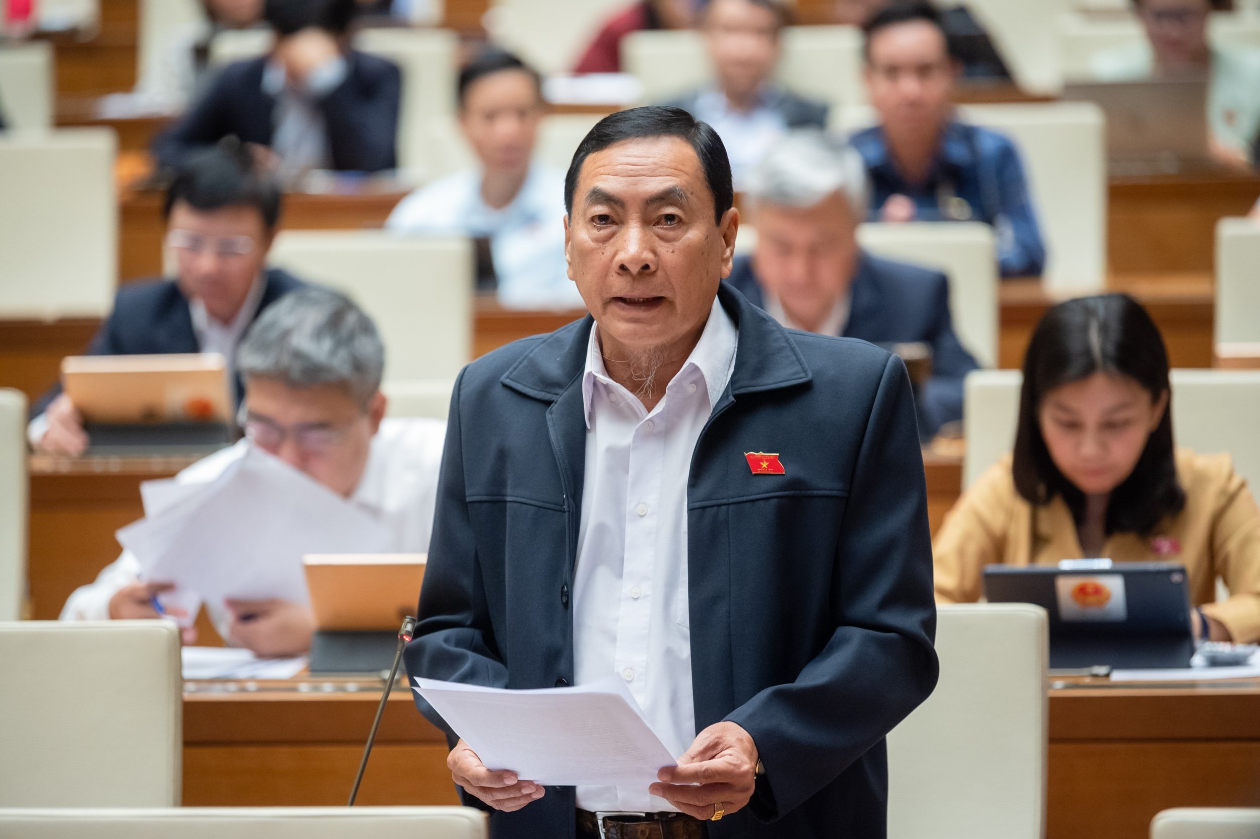 Đại biểu Phạm Văn Hòa Đại biểu Phạm Văn Hòa