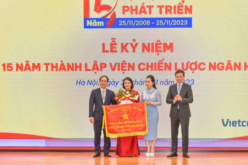 Viện Chiến lược Ngân hàng: Tiếp tục đi đầu trong công tác nghiên cứu khoa học, chiến lược ngành Ngân hàng Viện Chiến lược Ngân hàng: Tiếp tục đi đầu trong công tác nghiên cứu khoa học, chiến lược ngành Ngân hàng