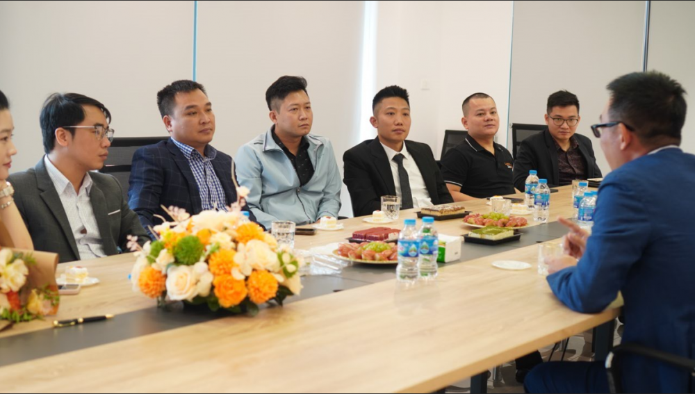 Buổi lễ có sự tham gia của ông Đào Đình Nam – PGĐ Trung tâm RAR (C06 – Bộ Công An)