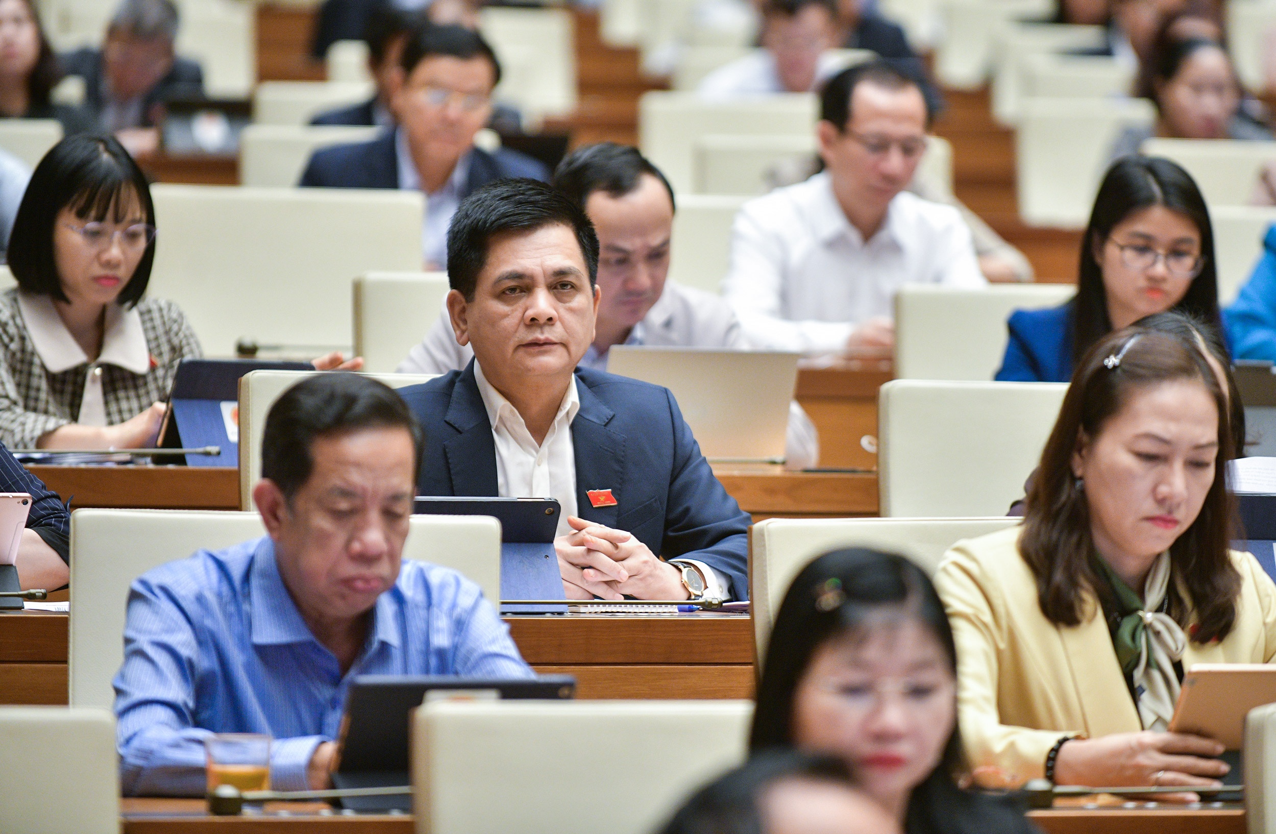 Quốc hội thảo luận dự án Luật Các tổ chức tín dụng sửa đổi