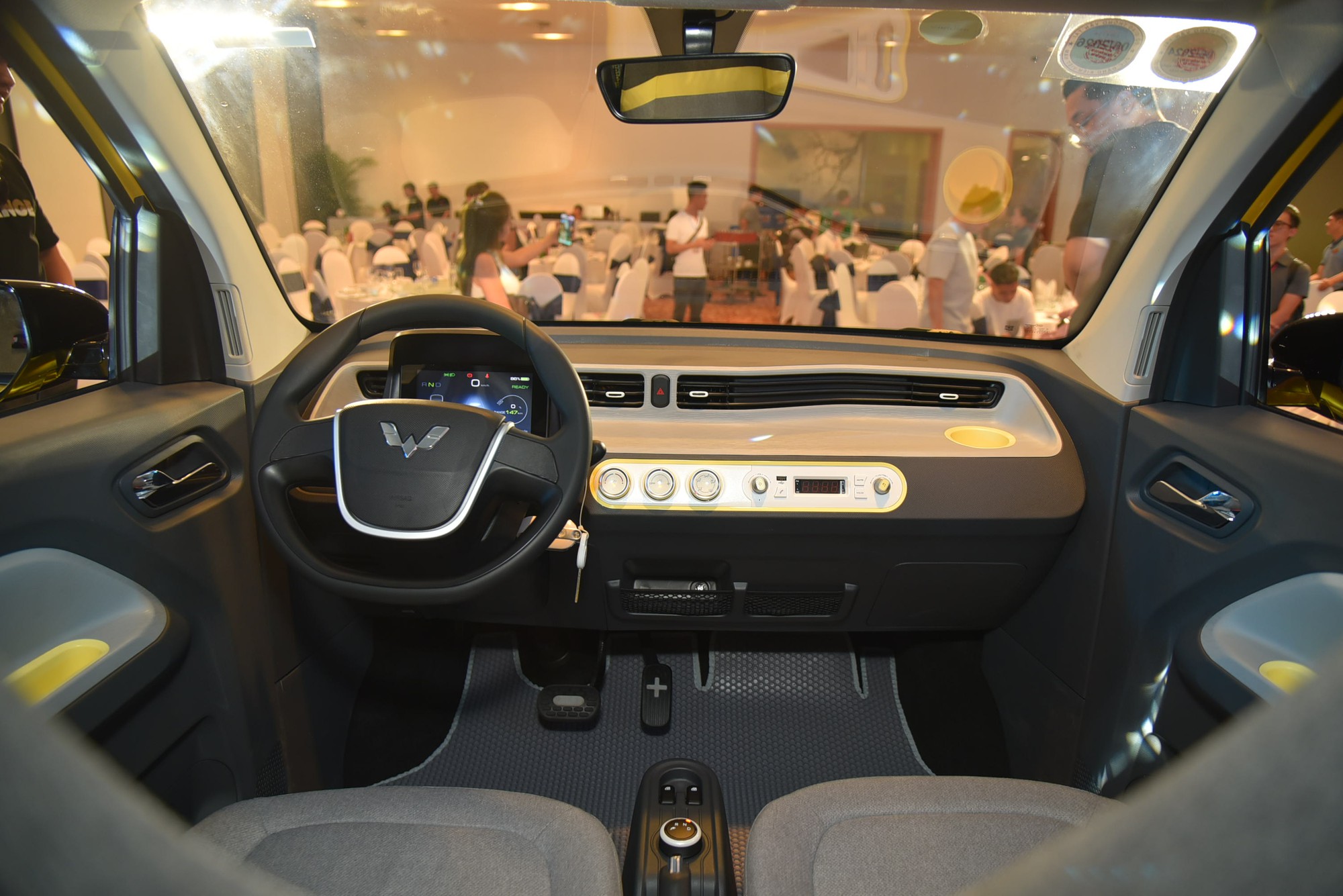 Wuling MiniEV giảm giá còn 219 triệu đồng Wuling MiniEV giảm giá còn 219 triệu đồng