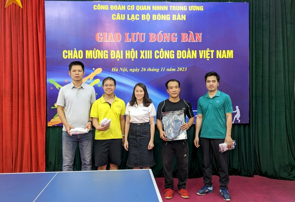 Trao Giải nội dung đơn nam