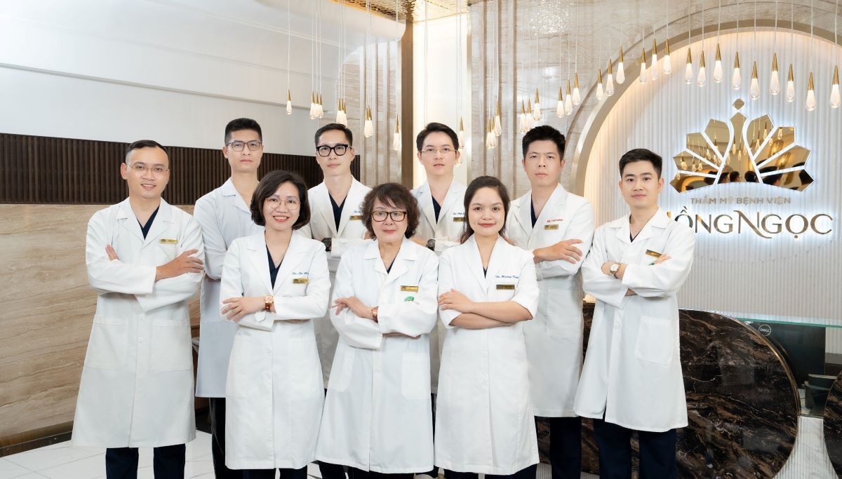  Đội ngũ bác sĩ chuẩn RCS -  Khoa Thẩm mỹ bệnh viện Hồng Ngọc.