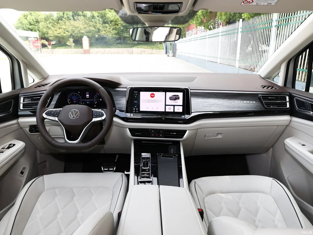 Đại lý báo giá VW Viloran từ 1,989 tỷ đồng