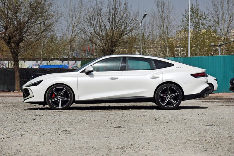 Loạt xe mới lên lịch về Việt Nam tháng cuối năm Loạt xe mới lên lịch về Việt Nam tháng cuối năm