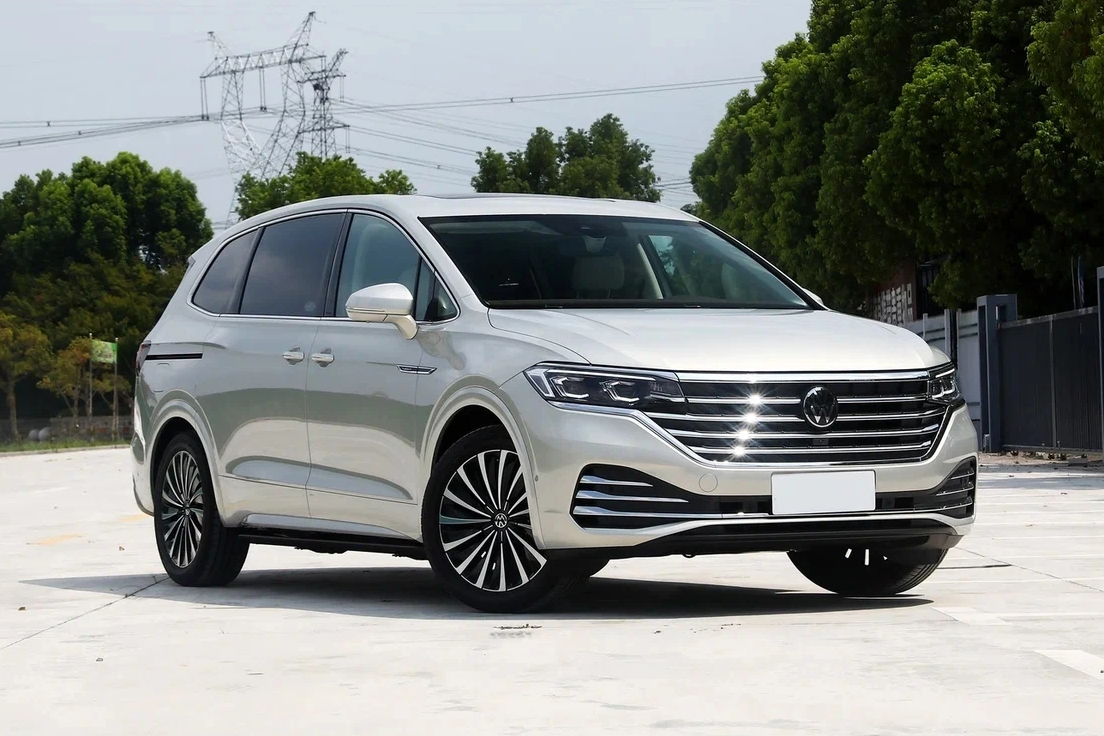 Loạt xe mới lên lịch về Việt Nam tháng cuối năm: Nhiều phân khúc từ sedan đến SUV, minivan, hầu hết lần đầu xuất hiện - Ảnh 1. Loạt xe mới lên lịch về Việt Nam tháng cuối năm: Nhiều phân khúc từ sedan đến SUV, minivan, hầu hết lần đầu xuất hiện - Ảnh 1.