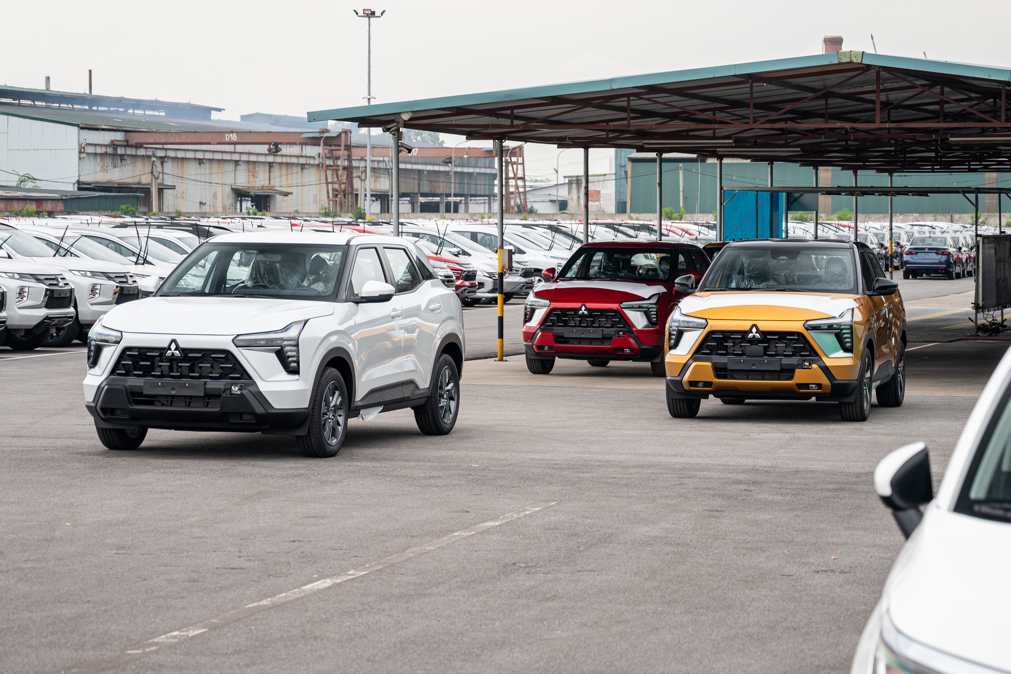 Loạt xe mới lên lịch về Việt Nam tháng cuối năm Loạt xe mới lên lịch về Việt Nam tháng cuối năm