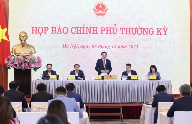 Quyết tâm cao nhất, nỗ lực lớn nhất để đạt được mục tiêu năm 2023