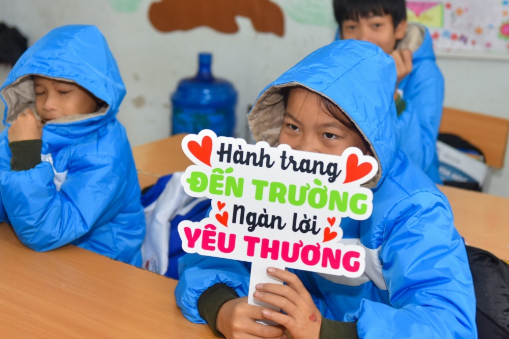 Gửi “ngàn lời yêu thương” tới trẻ em vùng cao