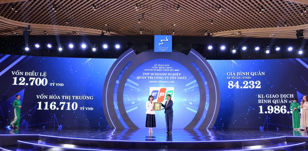 FPT trong Top 10 công ty quản trị tốt nhất nhóm vốn hoá lớn