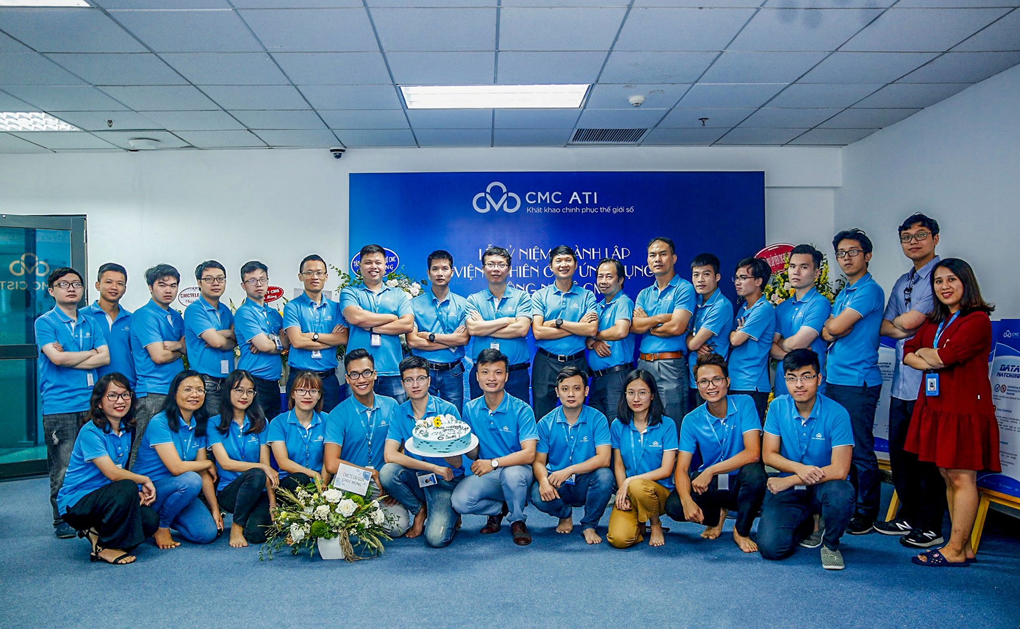 Viện Nghiên cứu Ứng dụng Công nghệ CMC ATI đồng hành cùng các tổ chức, doanh nghiệp chuyển đổi số, khai phá sức mạnh công nghệ AI