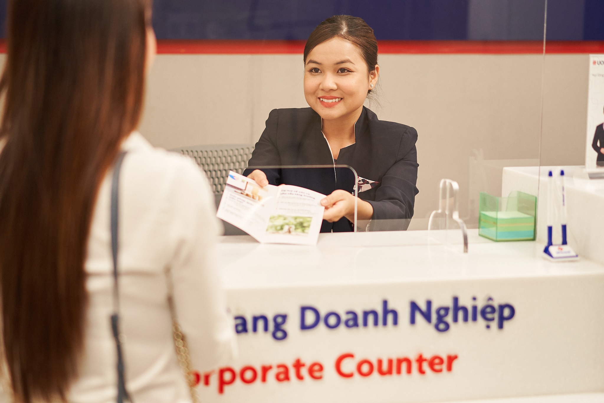 UOB: Lãi suất sẽ giữ mức hiện tại, tăng biện pháp hấp thụ vốn