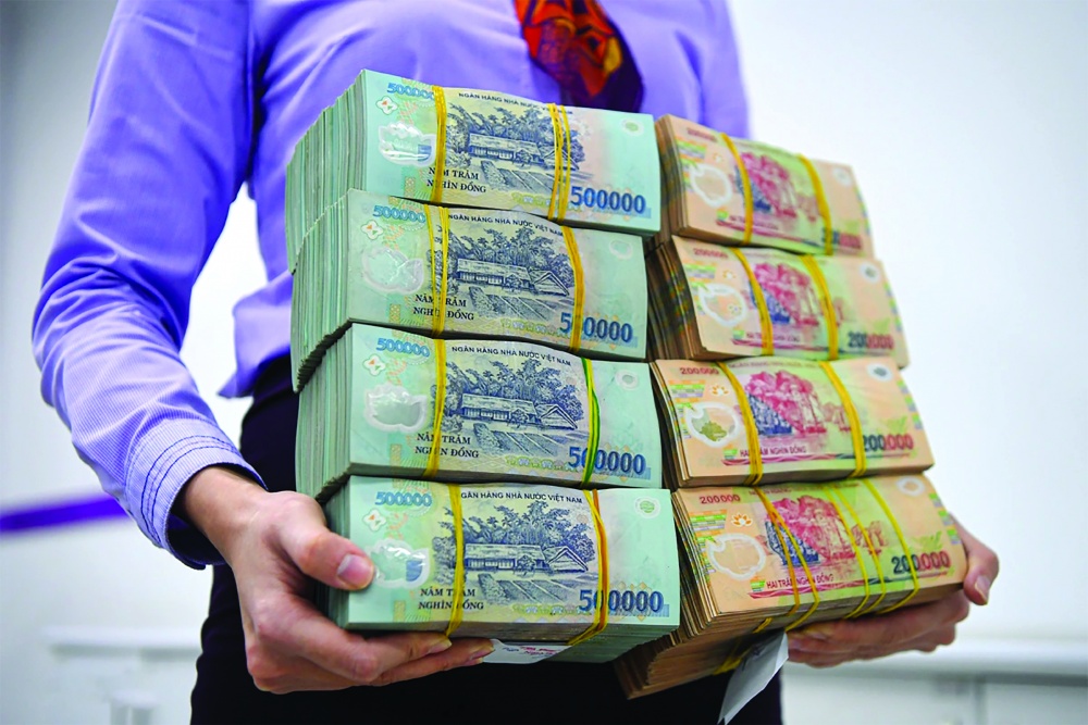 Mặc dù lãi suất thấp nhưng kênh tiết kiệm hiện vẫn thu hút dòng tiền nhàn rỗi Mặc dù lãi suất thấp nhưng kênh tiết kiệm hiện vẫn thu hút dòng tiền nhàn rỗi