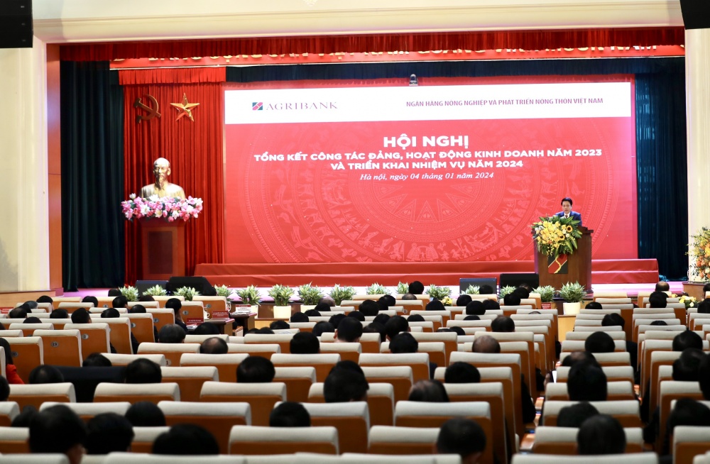 Agribank nỗ lực vượt khó, hoàn thành toàn diện các mục tiêu, nhiệm vụ kinh doanh