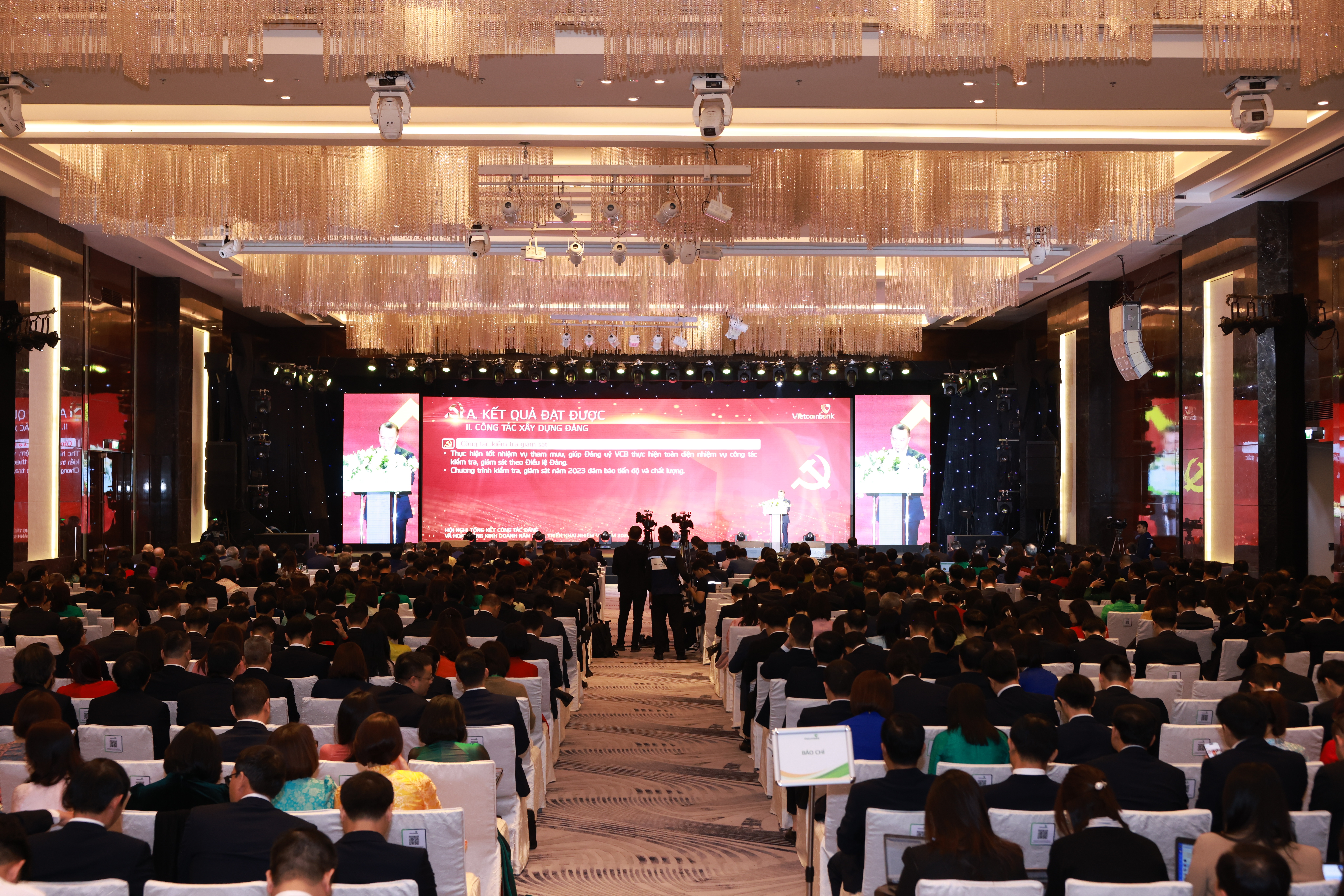 Vietcombank đặt mục tiêu tăng trưởng trong thận trọng Vietcombank đặt mục tiêu tăng trưởng trong thận trọng