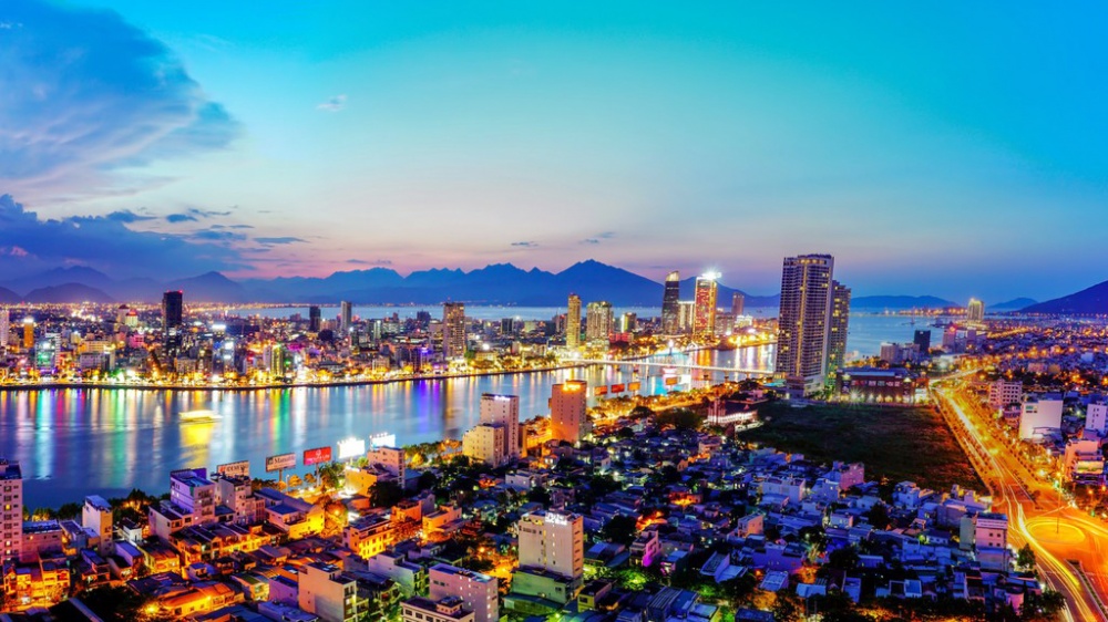 Các TCTD trên địa bàn Đà Nẵng đã và đang tạo điều kiện thuận lợi cho người dân lẫn doanh nghiệp tiếp cận nguồn vốn tín dụng, hỗ trợ phát triển kinh tế - xã hội địa phương... Các TCTD trên địa bàn Đà Nẵng đã và đang tạo điều kiện thuận lợi cho người dân lẫn doanh nghiệp tiếp cận nguồn vốn tín dụng, hỗ trợ phát triển kinh tế - xã hội địa phương...