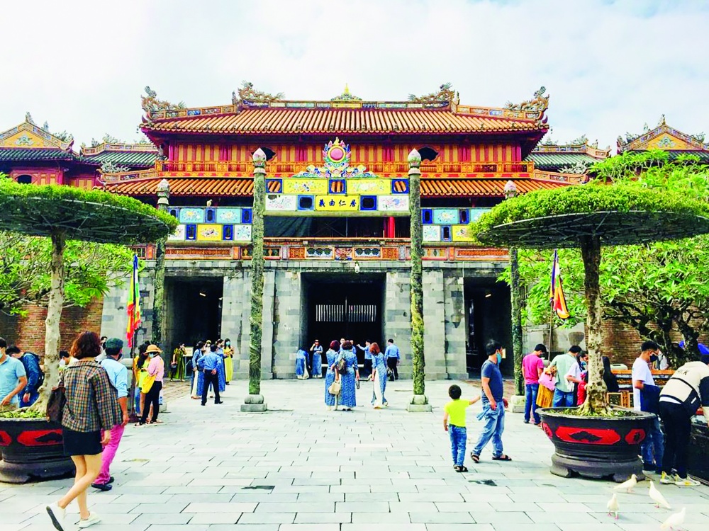 Tết không chỉ là dịp để trở về