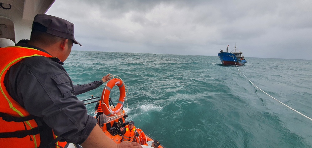 Chúc tết, tặng quà bằng hình trức tuyến