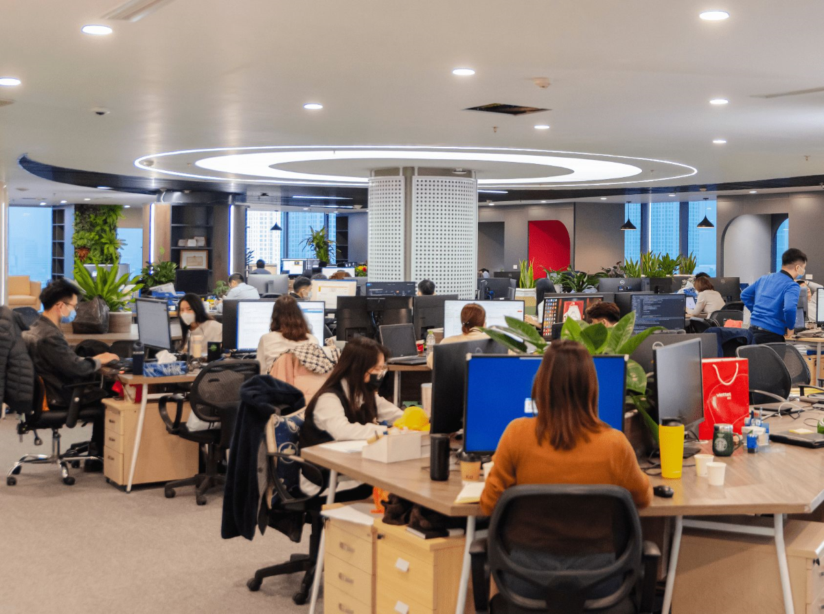  Các khách thuê nhóm ngành sản xuất có nhiều giao dịch nhất, đi kèm tổng diện tích cho thuê lớn nhất.