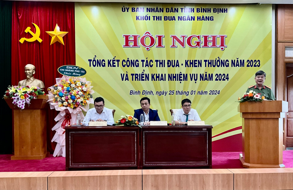 Bình Định: Khối thi đua ngành Ngân hàng triển khai nhiệm vụ Bình Định: Khối thi đua ngành Ngân hàng triển khai nhiệm vụ