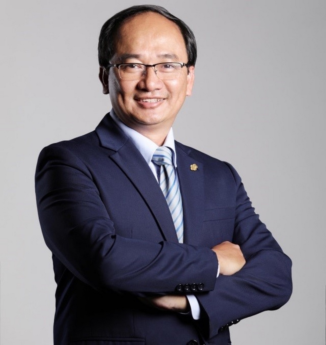 Ông Nguyễn Hữu Y Yên Ông Nguyễn Hữu Y Yên