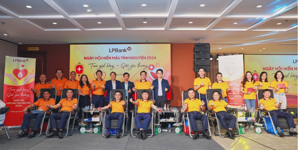 LPBank tổ chức Ngày hội hiến máu nhân đạo “Trao giọt hồng - Gửi yêu thương”
