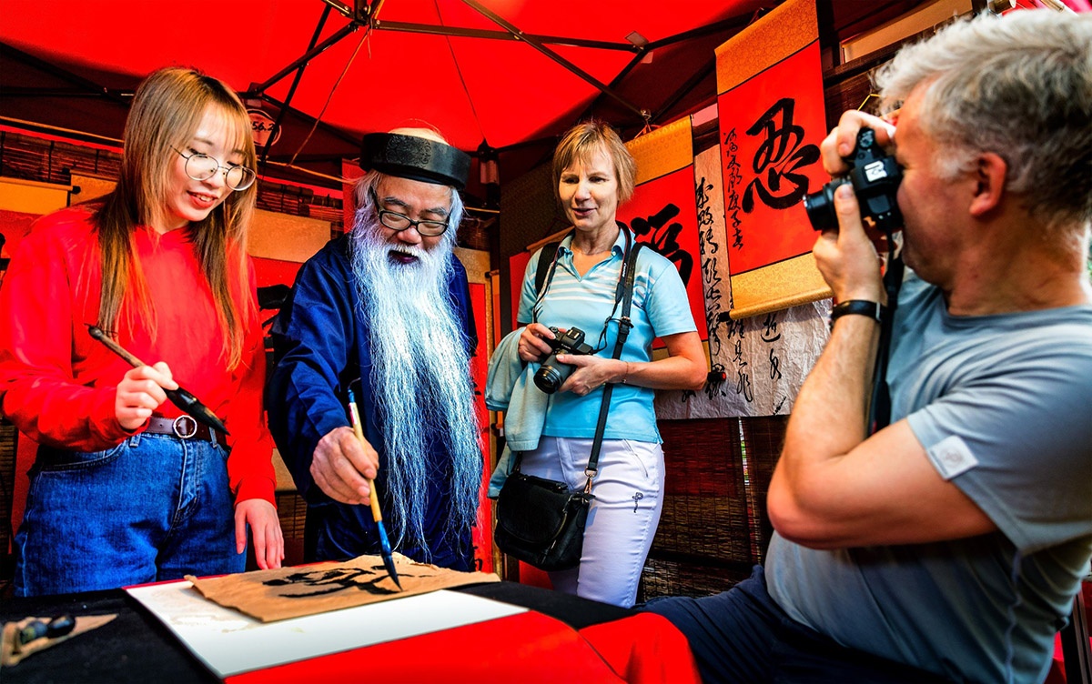 Du lịch Việt rộn ràng dịp Tết Nguyên đán Giáp Thìn 2024