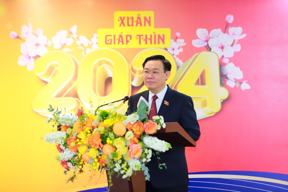 Chủ tịch Quốc hội Vương Đình Huệ phát biểu