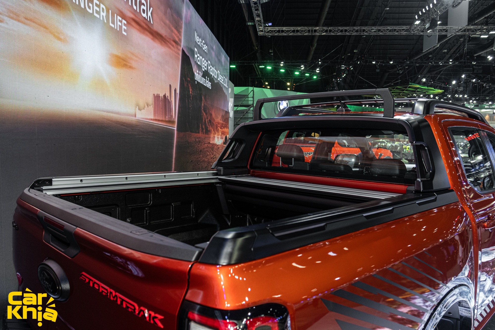 Ford Ranger Stormtrak có thể sẽ về Việt Nam vào tháng sau Ford Ranger Stormtrak có thể sẽ về Việt Nam vào tháng sau