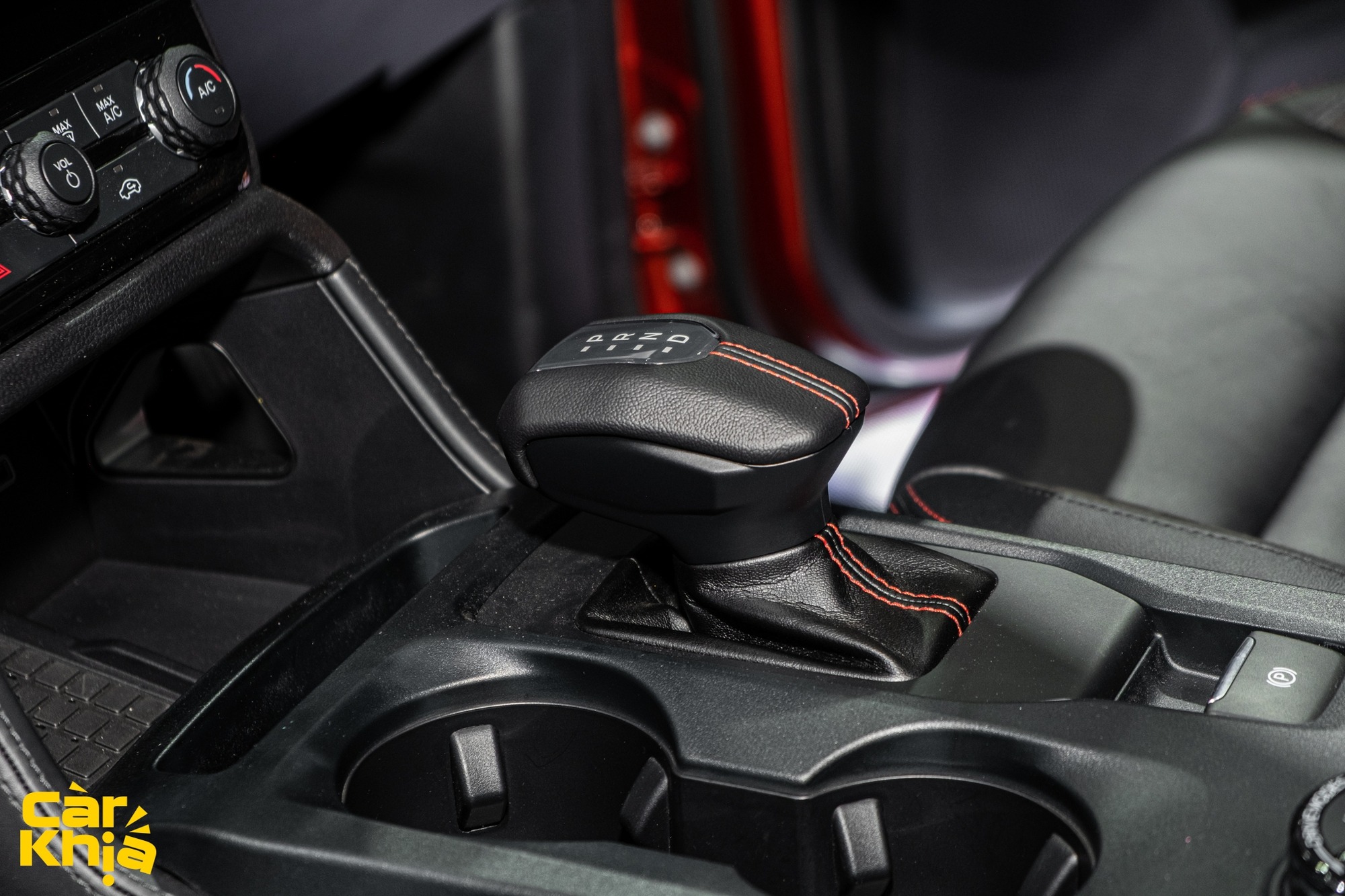 Ford Ranger Stormtrak có thể sẽ về Việt Nam vào tháng sau Ford Ranger Stormtrak có thể sẽ về Việt Nam vào tháng sau