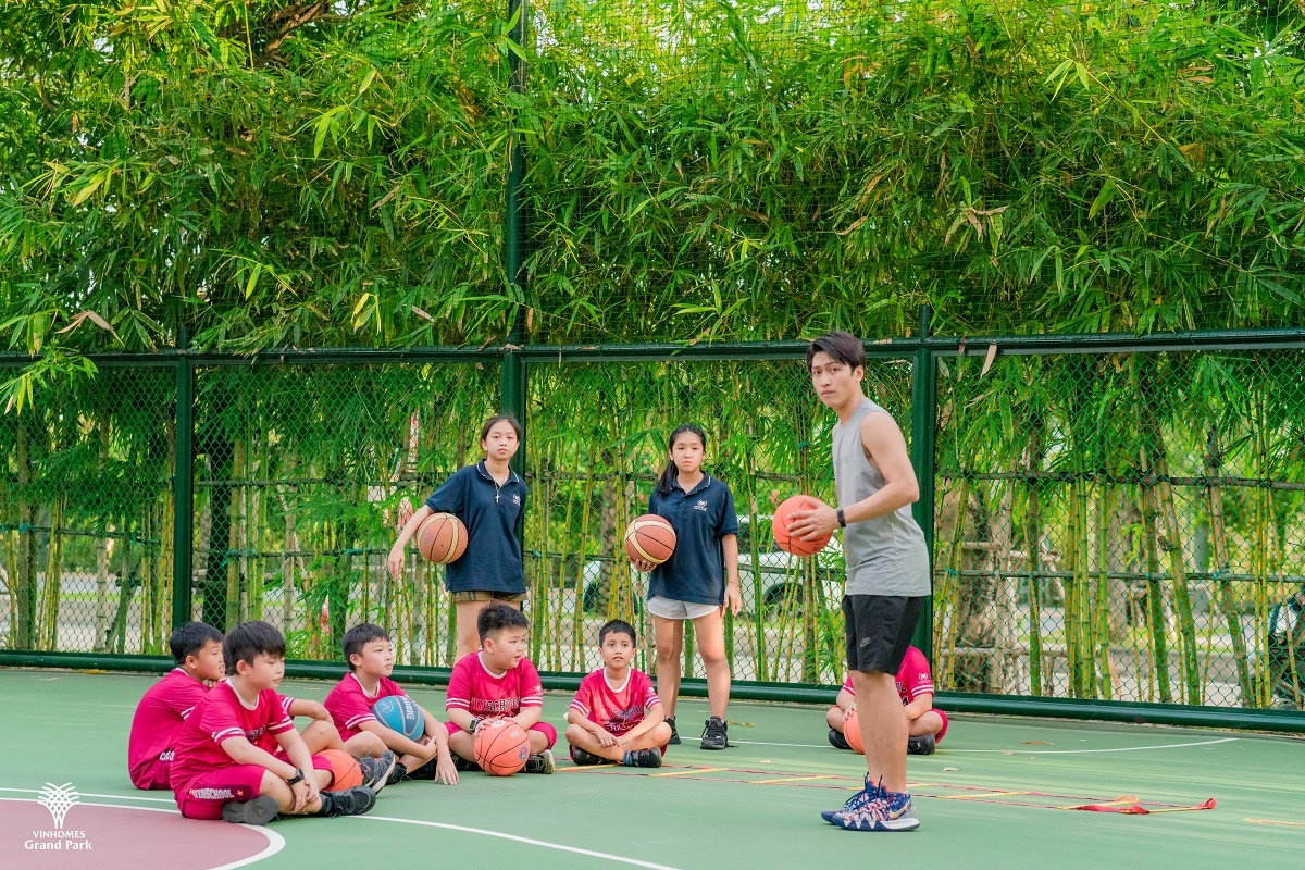 Các cơ sở giáo dục đa cấp học tại Vinhomes Grand Park cùng hệ sinh thái xanh sẽ là nền tảng vững chắc trên hành trình trở thành công dân toàn cầu của các cư dân nhí