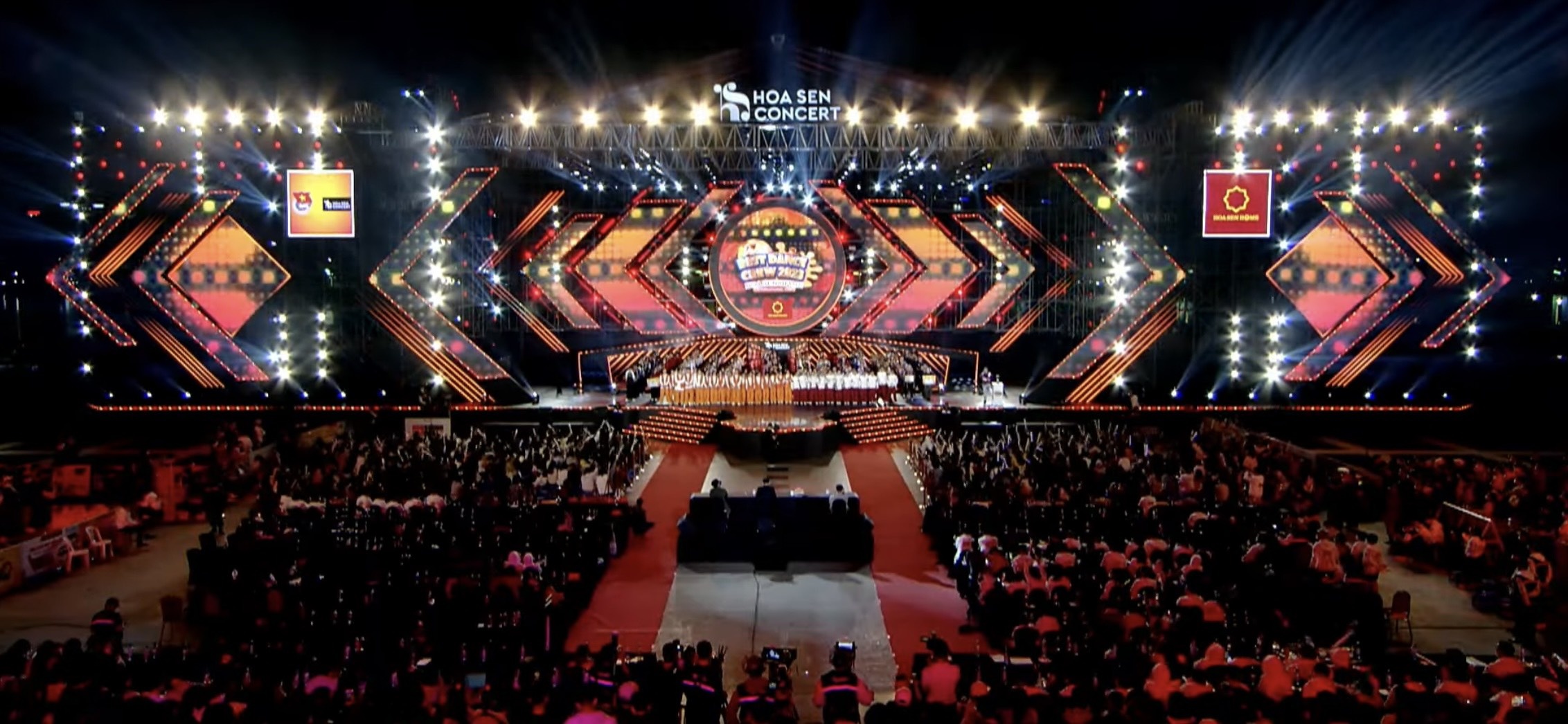 “Dalat Best Dance Crew – Hoa Sen Home International Cup” hứa hẹn mang tới một sân chơi bùng nổ đầy sức trẻ và đầy tính sáng tạo.