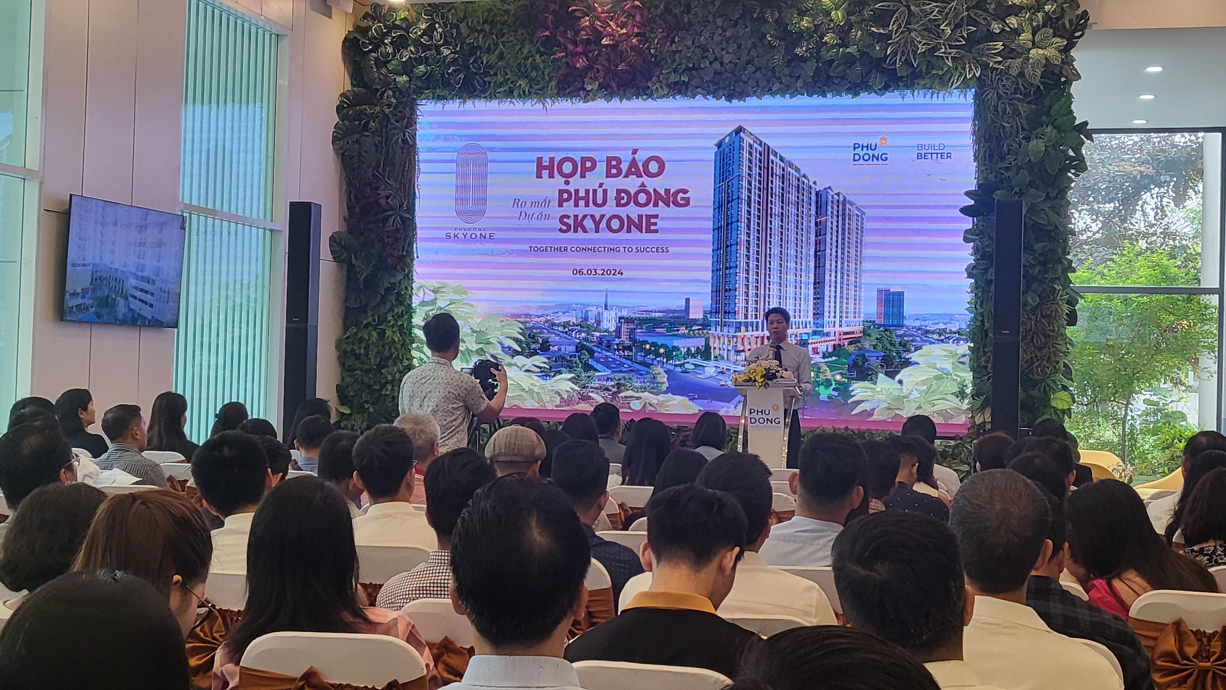 Căn hộ Phú Đông SkyOne giá chỉ từ 1,4 tỷ đồng