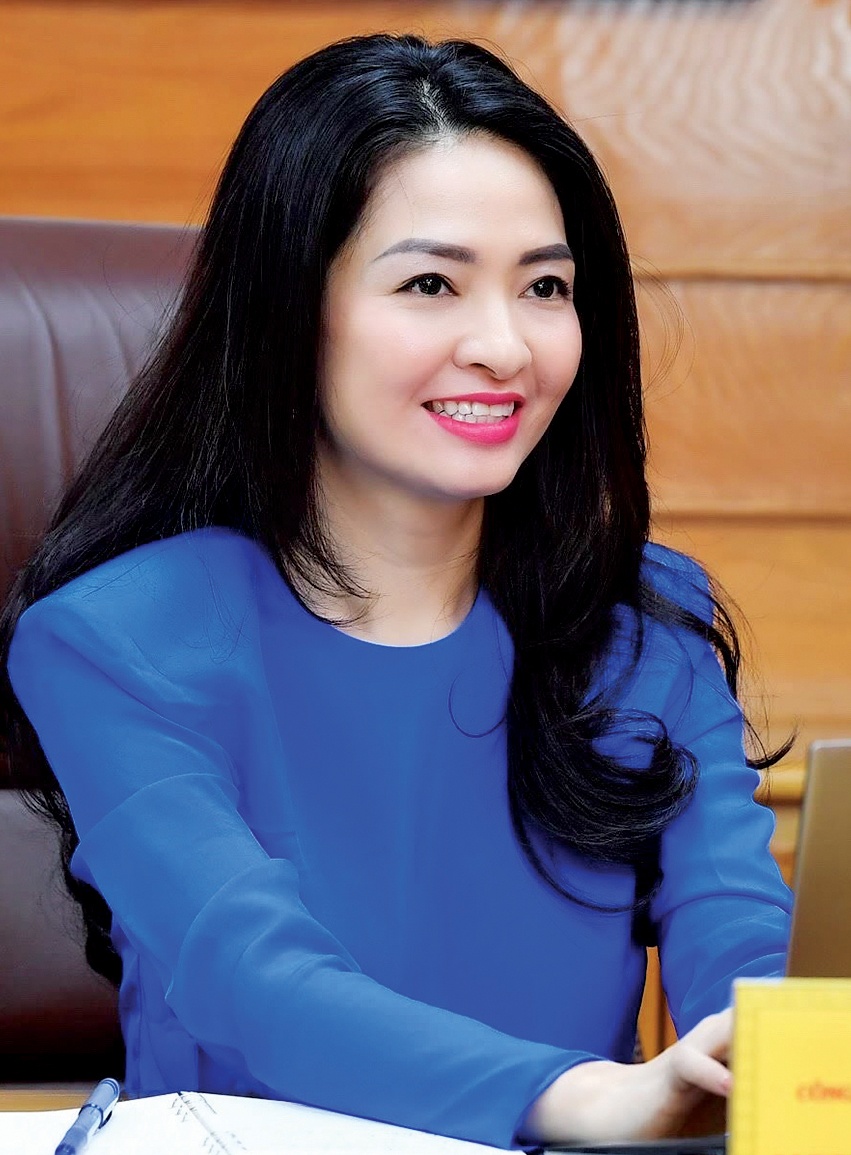 Cán bộ nữ ngành Ngân hàng: Khẳng định bản lĩnh, trí tuệ và trách nhiệm Cán bộ nữ ngành Ngân hàng: Khẳng định bản lĩnh, trí tuệ và trách nhiệm