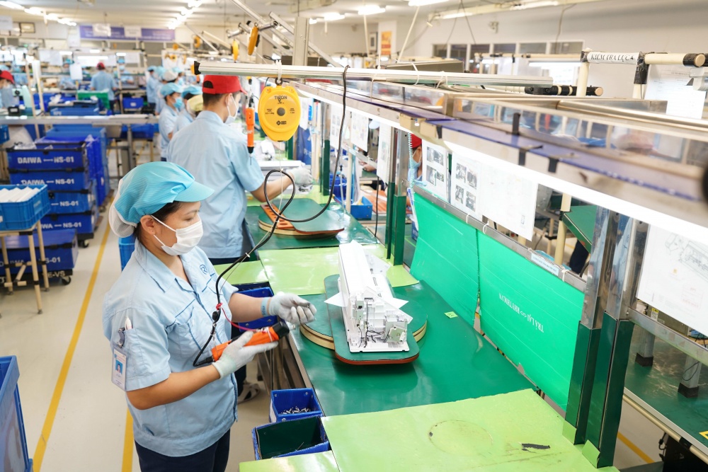 NHNN yêu cầu các TCTD tiếp tục tiết giảm chi phí, giảm lãi suất cho vay để hỗ trợ doanh nghiệp NHNN yêu cầu các TCTD tiếp tục tiết giảm chi phí, giảm lãi suất cho vay để hỗ trợ doanh nghiệp