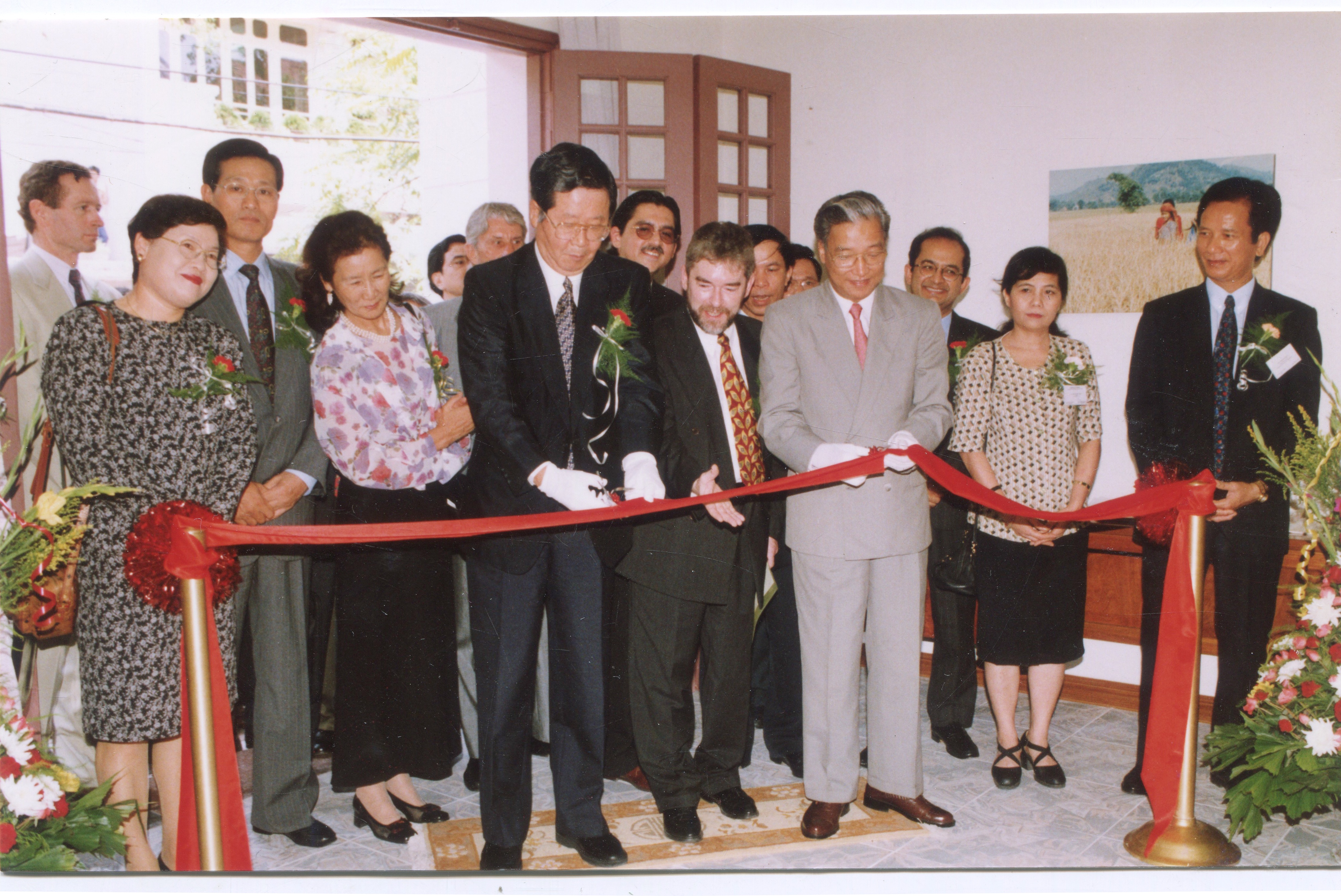 Mở văn phòng ADB tại Việt Nam