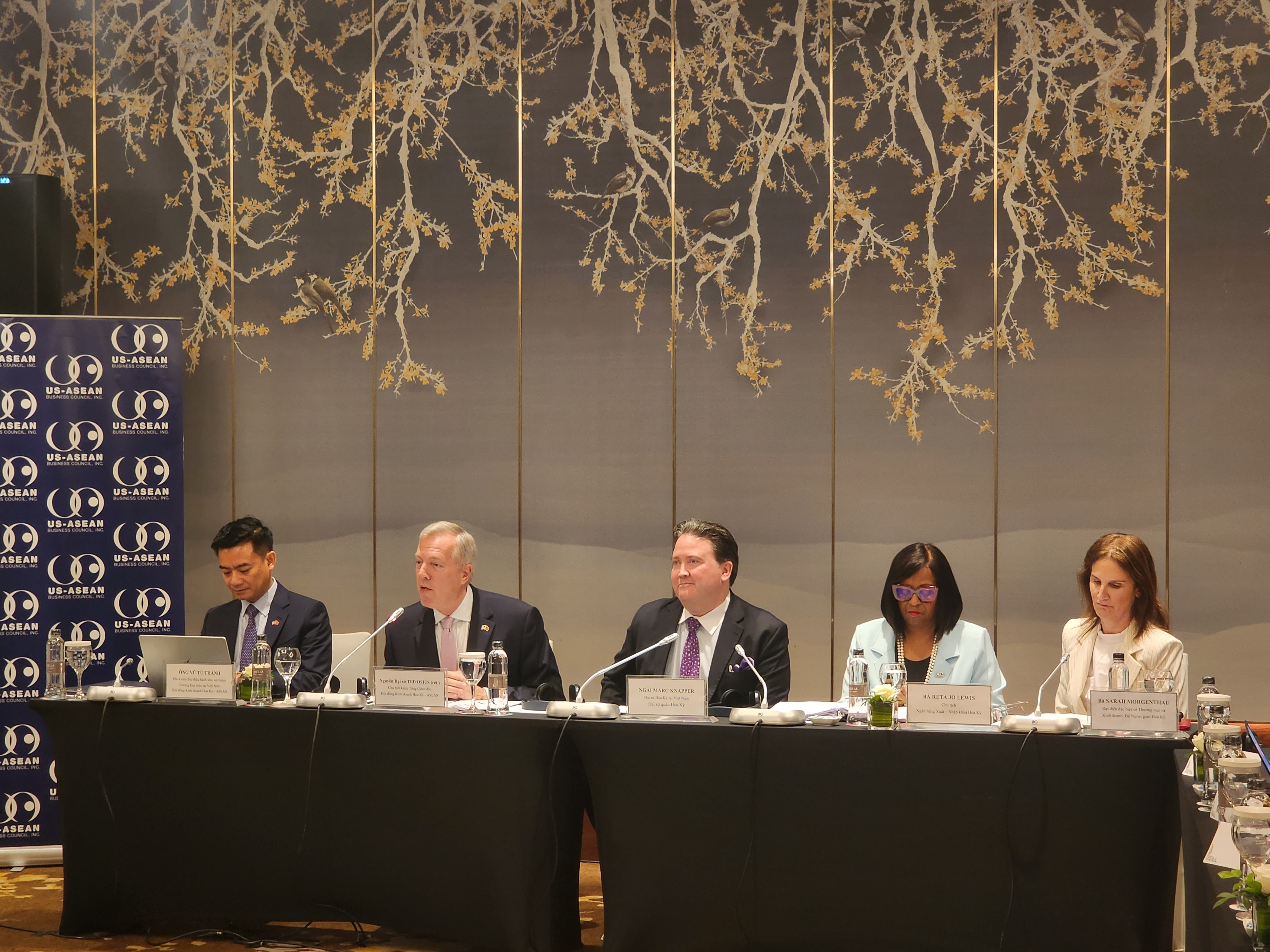 Đoàn doanh nghiệp Mỹ lớn nhất tới thăm và làm việc tại Việt Nam