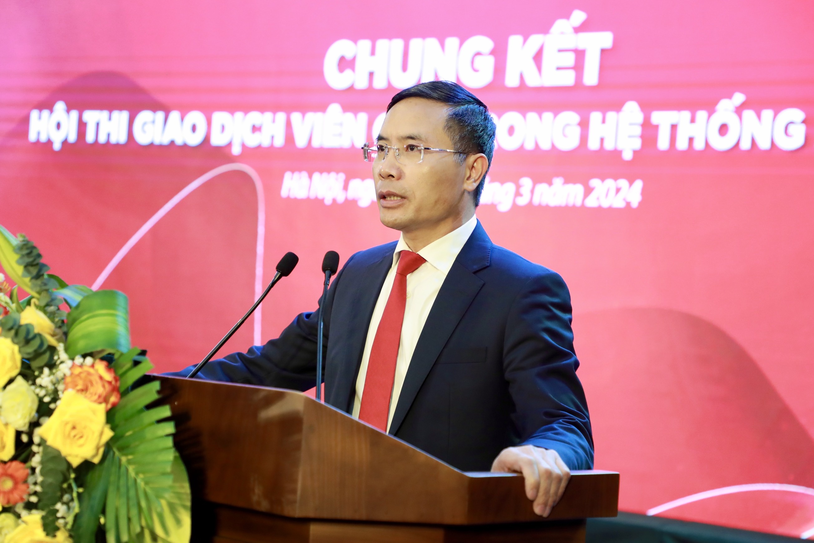 Mỗi giao dịch viên là “cầu nối” quan trọng giữa Agribank và khách hàng Mỗi giao dịch viên là “cầu nối” quan trọng giữa Agribank và khách hàng