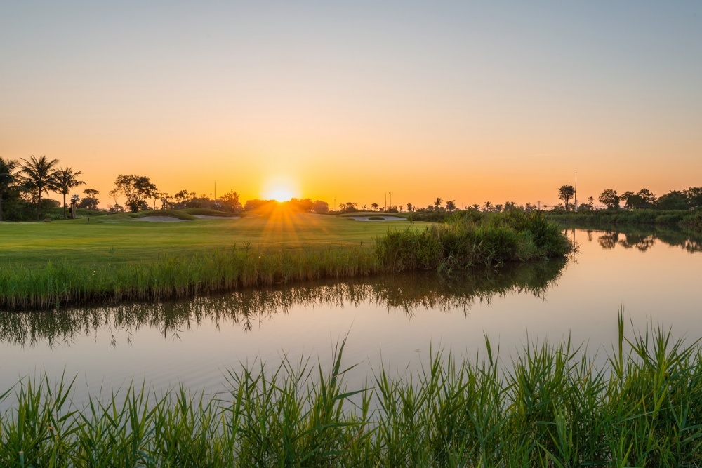 Chất sống xanh, khỏe mạnh ở Vinhomes Royal Island khiến nhiều người mê mẩn