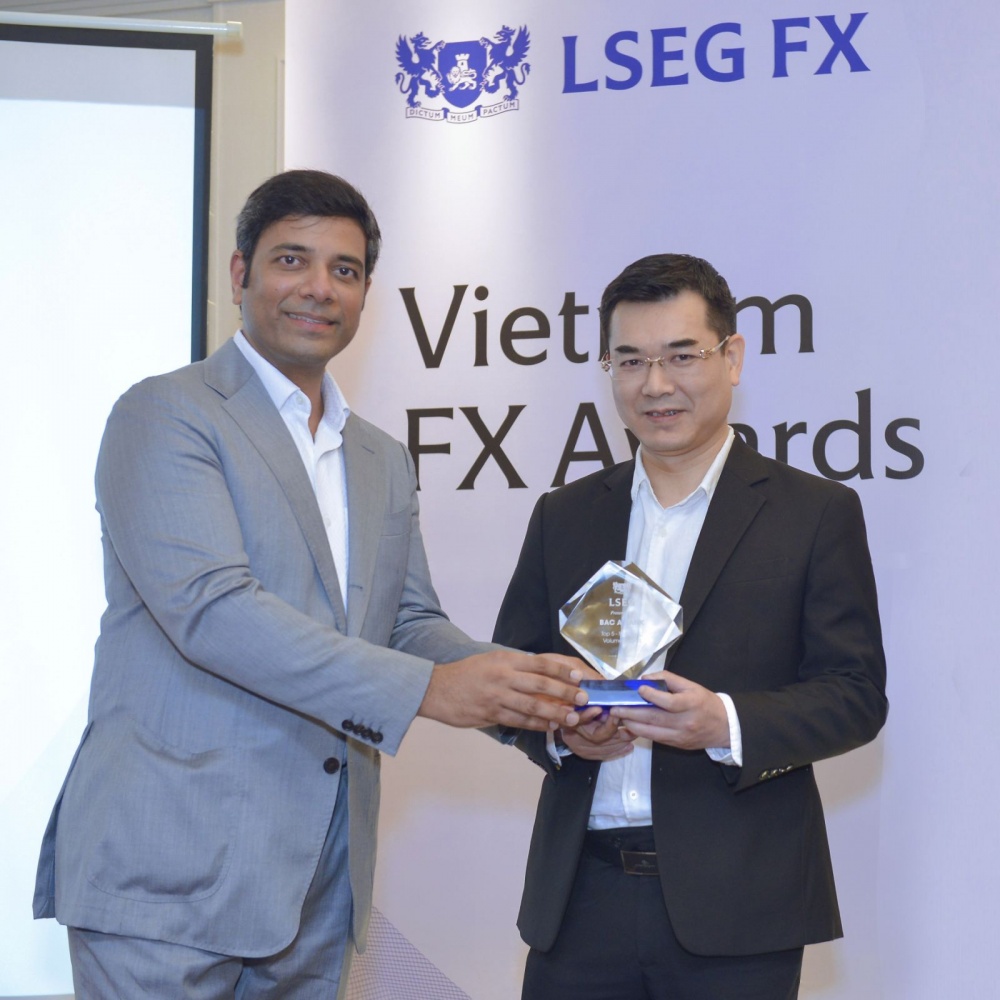 undefined BAC A BANK nhận giải Top 5 ngân hàng giao dịch ngoại hối lớn nhất Việt Nam