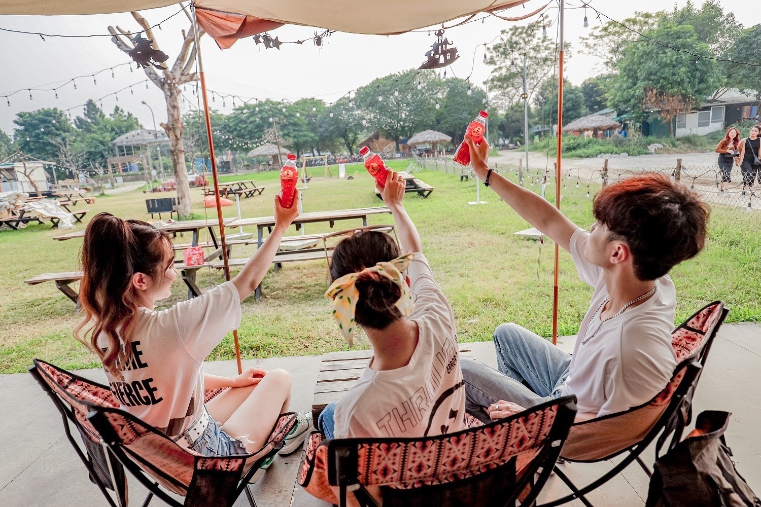 Nhiều người trẻ đang “quay xe” với đồ uống có cồn và chuyển sang thức uống có nguồn gốc tự nhiên, tốt cho sức khỏe để thanh lọc, làm mát cơ thể mỗi ngày. Nhiều người trẻ đang “quay xe” với đồ uống có cồn và chuyển sang thức uống có nguồn gốc tự nhiên, tốt cho sức khỏe để thanh lọc, làm mát cơ thể mỗi ngày.