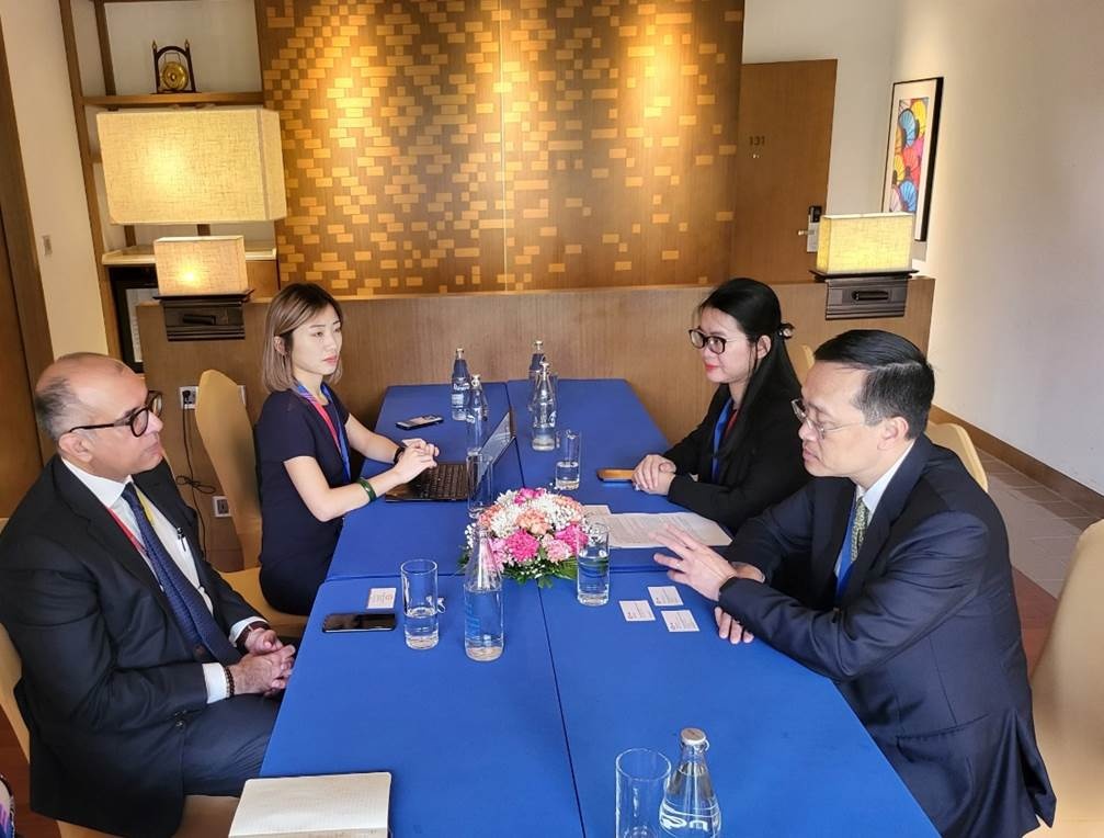 Phó Thống đốc Phạm Quang Dũng tham dự Hội nghị Thống đốc NHTW và Bộ trưởng Tài chính ASEAN với các Hội đồng kinh doanh và Phiên Đối thoại chính sách g Phó Thống đốc Phạm Quang Dũng tham dự Hội nghị Thống đốc NHTW và Bộ trưởng Tài chính ASEAN với các Hội đồng kinh doanh và Phiên Đối thoại chính sách g